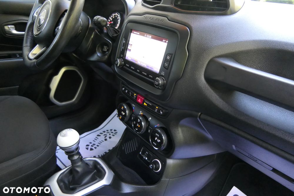 Jeep Renegade 1.4 MultiAir Limited - 23