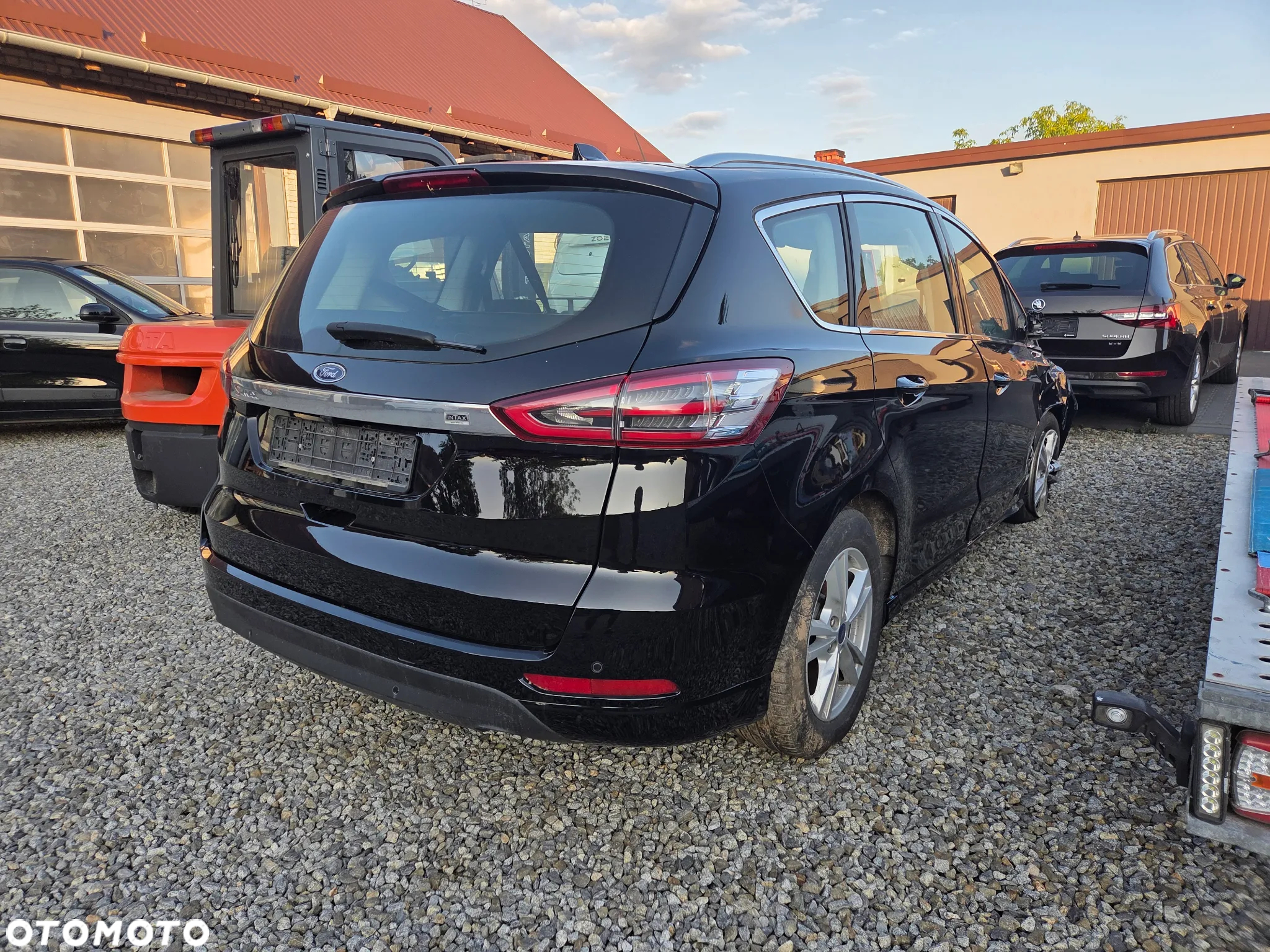 Ford S-Max 2.0 EcoBlue Titanium - 3