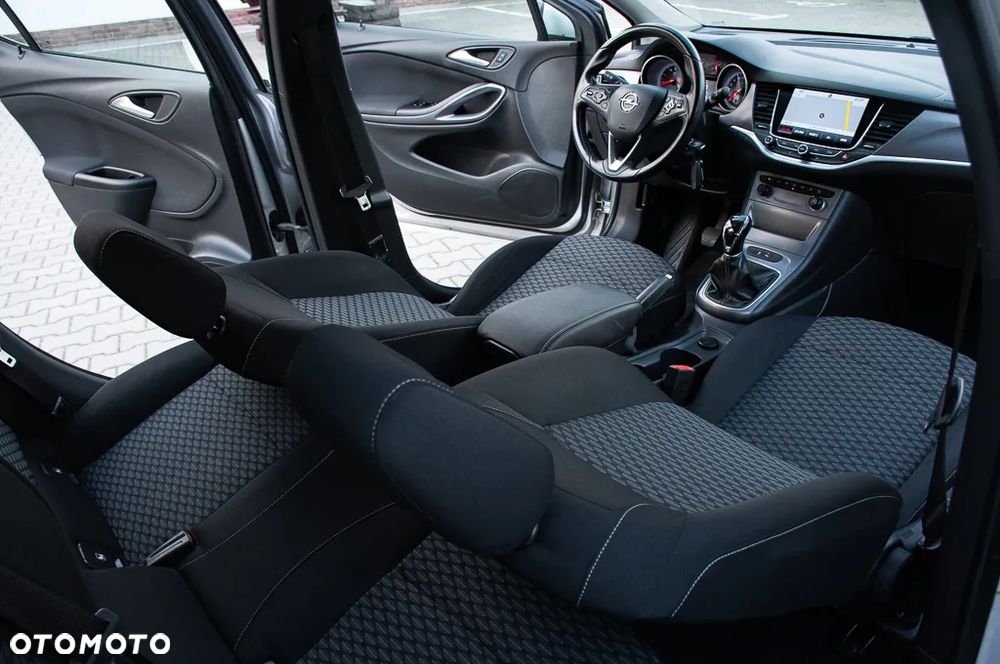 Opel Astra 1.4 Selection - 25