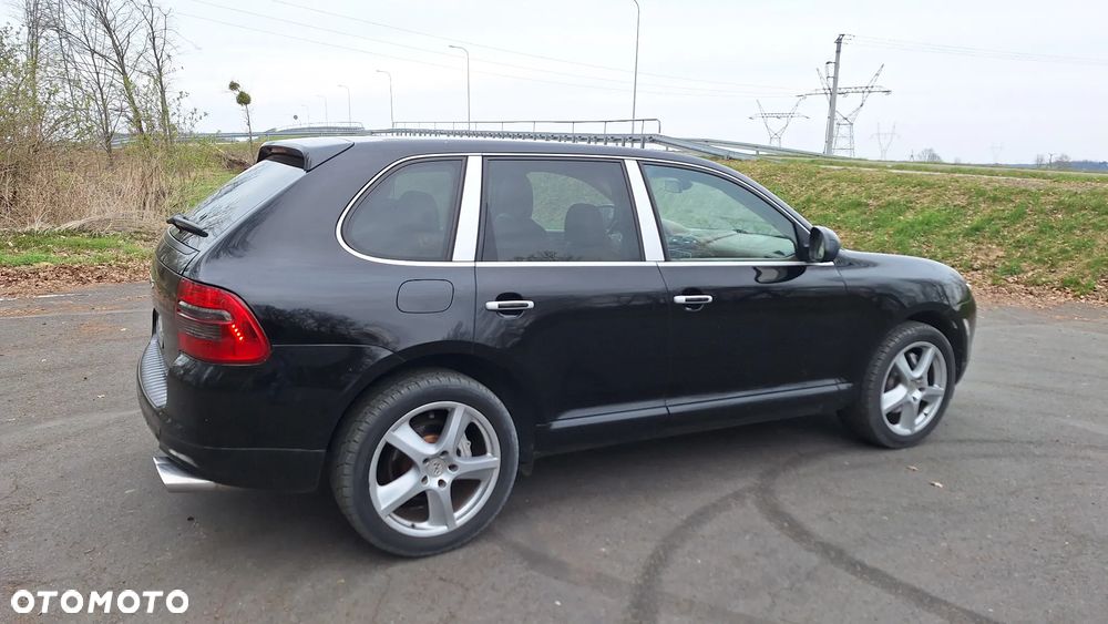 Porsche Cayenne - 5