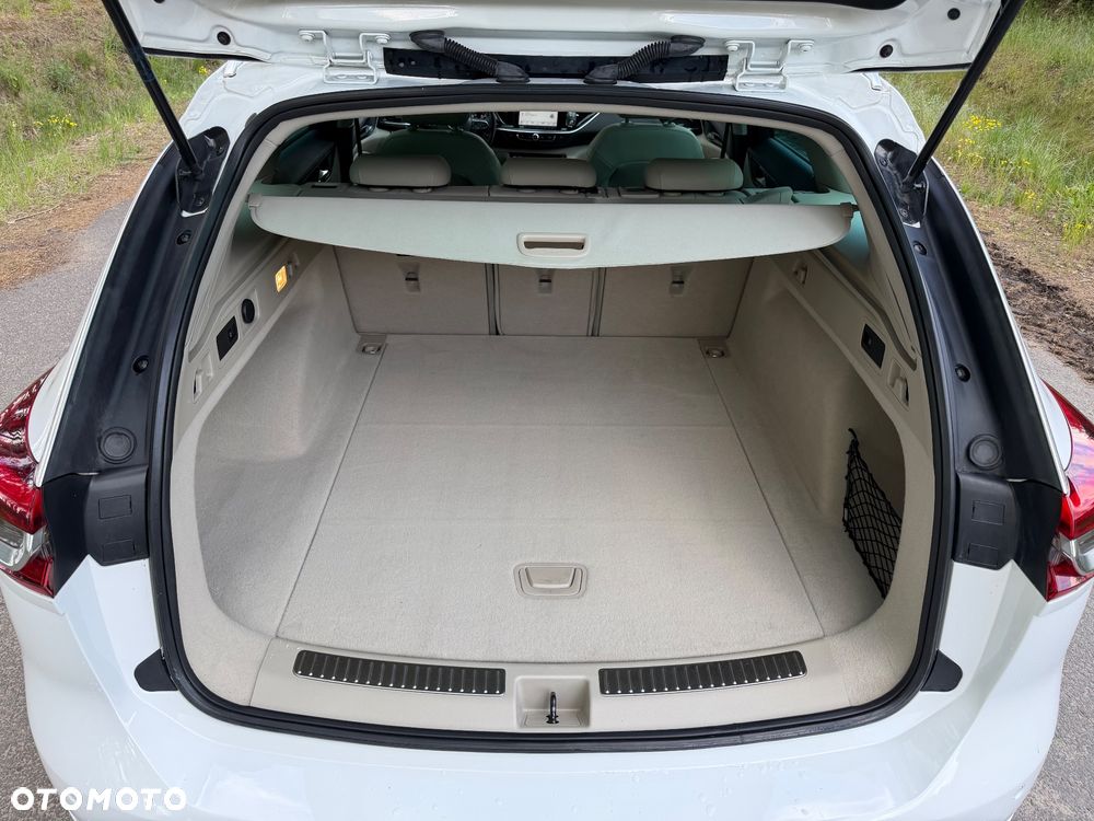 Opel Insignia - 27