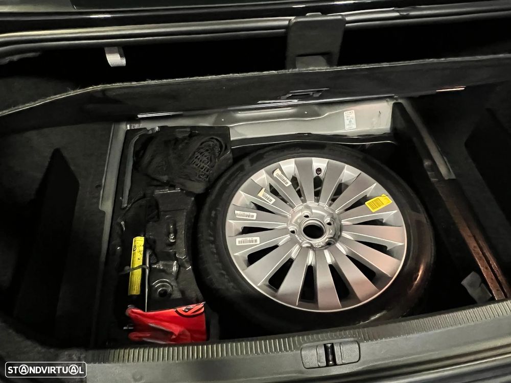 VW Passat 2.0 TDI Highline - 34