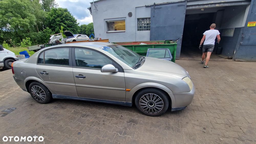 Opel Vectra C  na części - 2