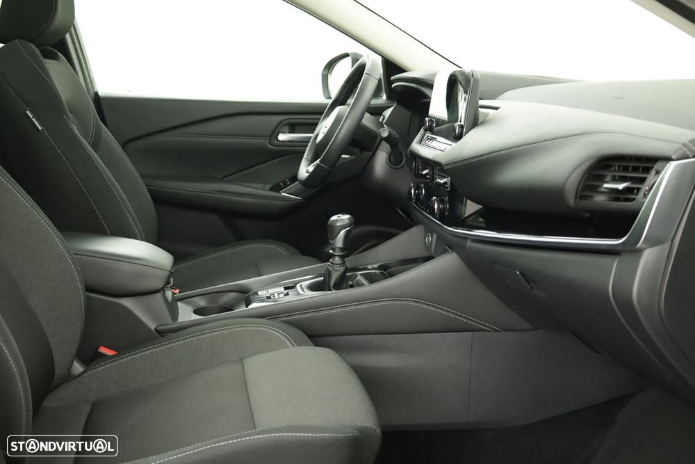 Nissan Qashqai 1.3 DIG-T Premiere Edition - 21