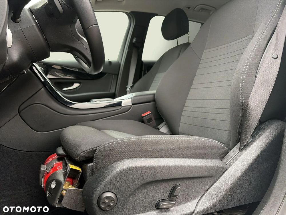 Mercedes-Benz GLC 200 d 4-Matic - 11