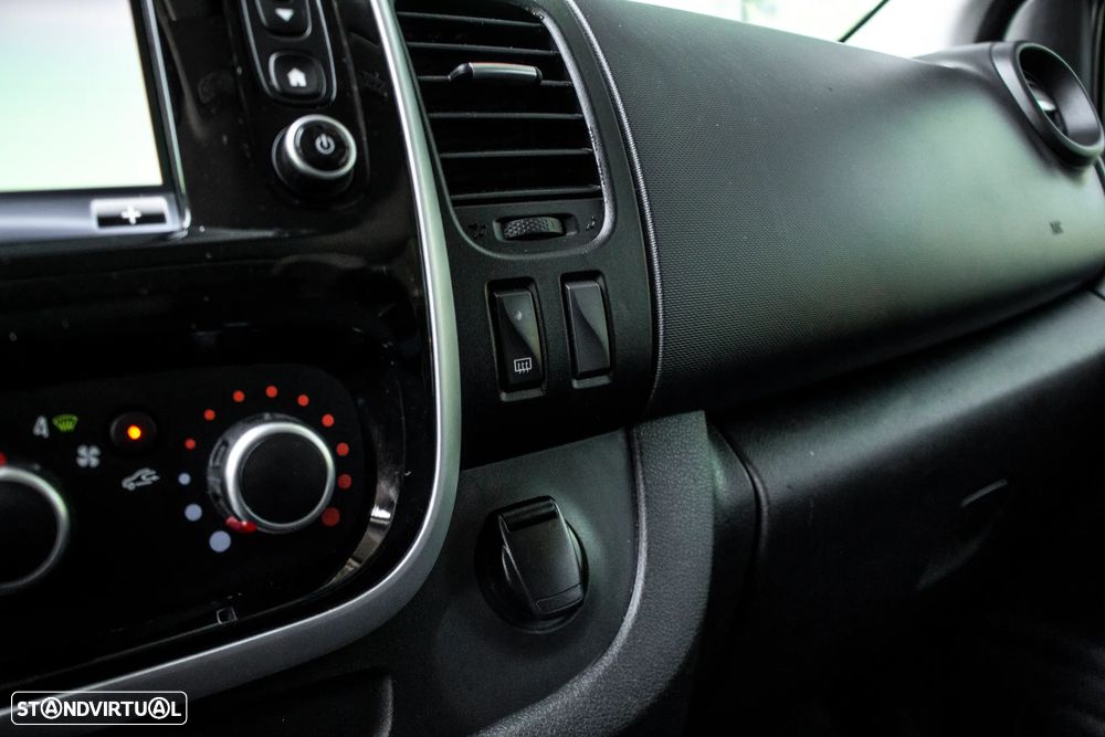 Renault Trafic 2.0 Blue dCi L1 Equilibre - 21