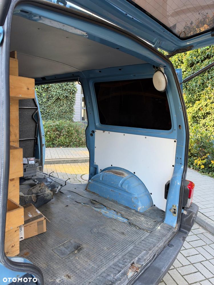 Volkswagen Transporter T4 SYNCRO - BLOKADA - 18