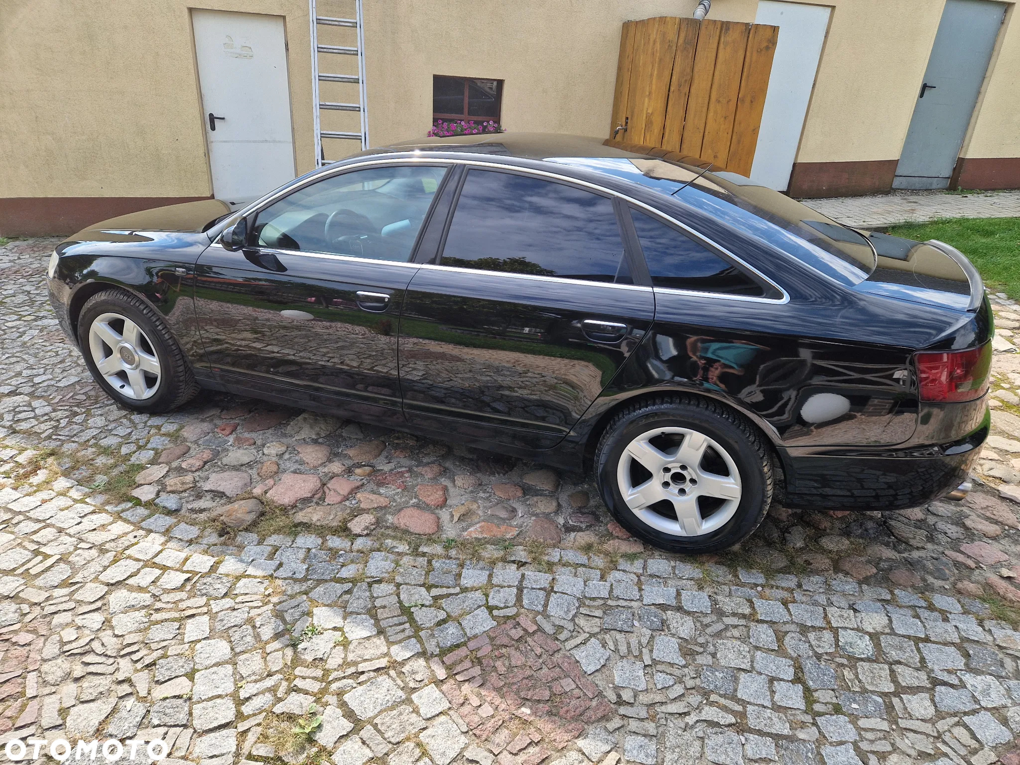 Audi A6 - 6
