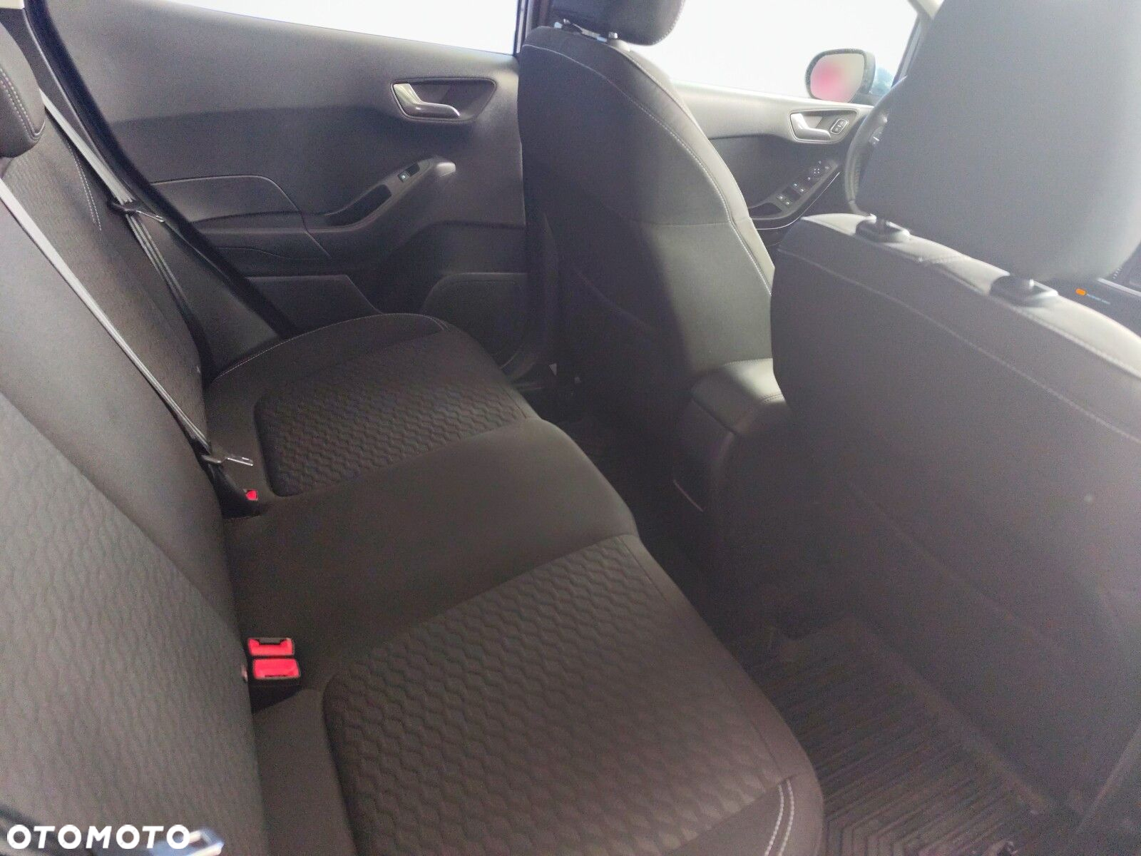 Ford Fiesta - 16
