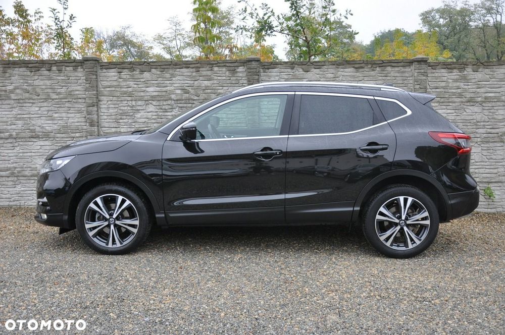 Nissan Qashqai 1.3 DIG-T DCT TEKNA - 2