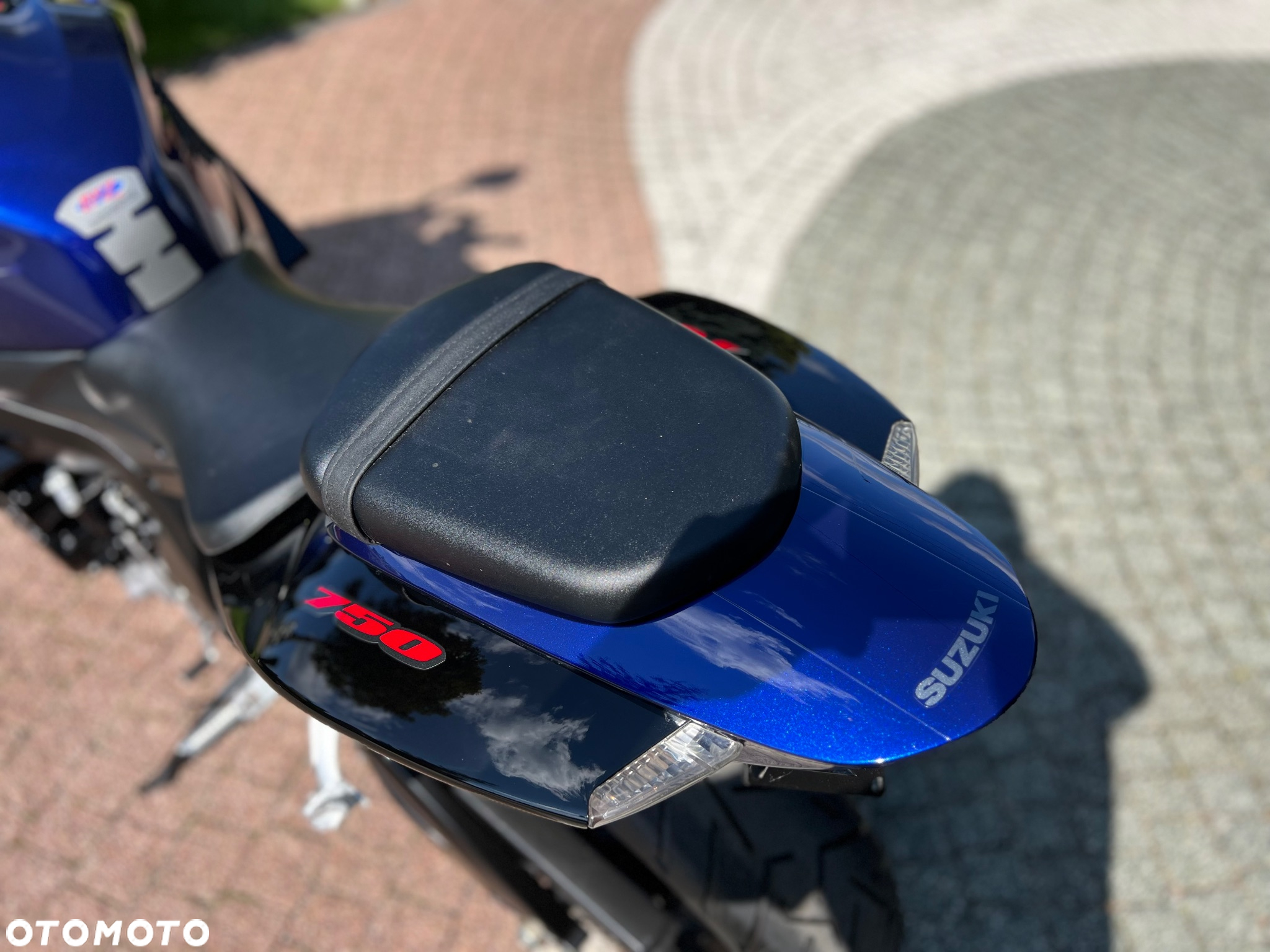 Suzuki GSX-R - 19