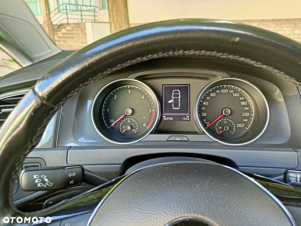 Volkswagen Golf - 19