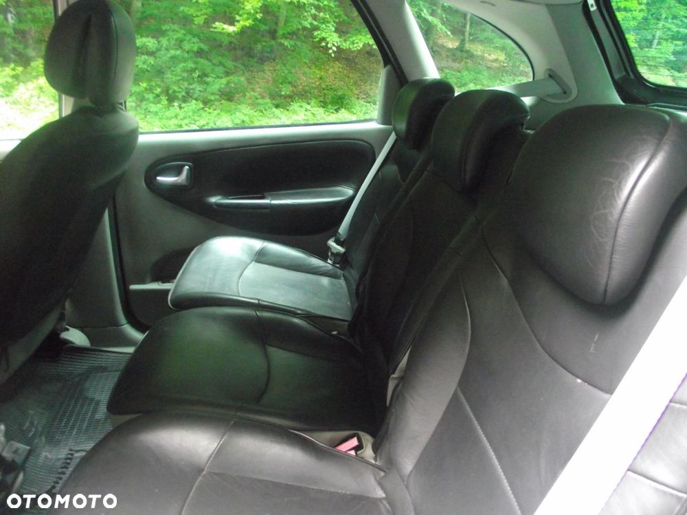 Renault Scenic RX4 - 5