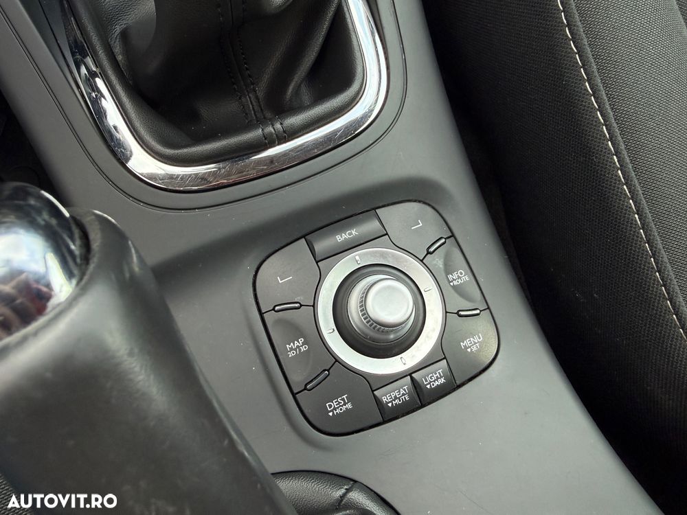 Renault Megane ENERGY dCi 110 Start & Stop Bose Edition - 12