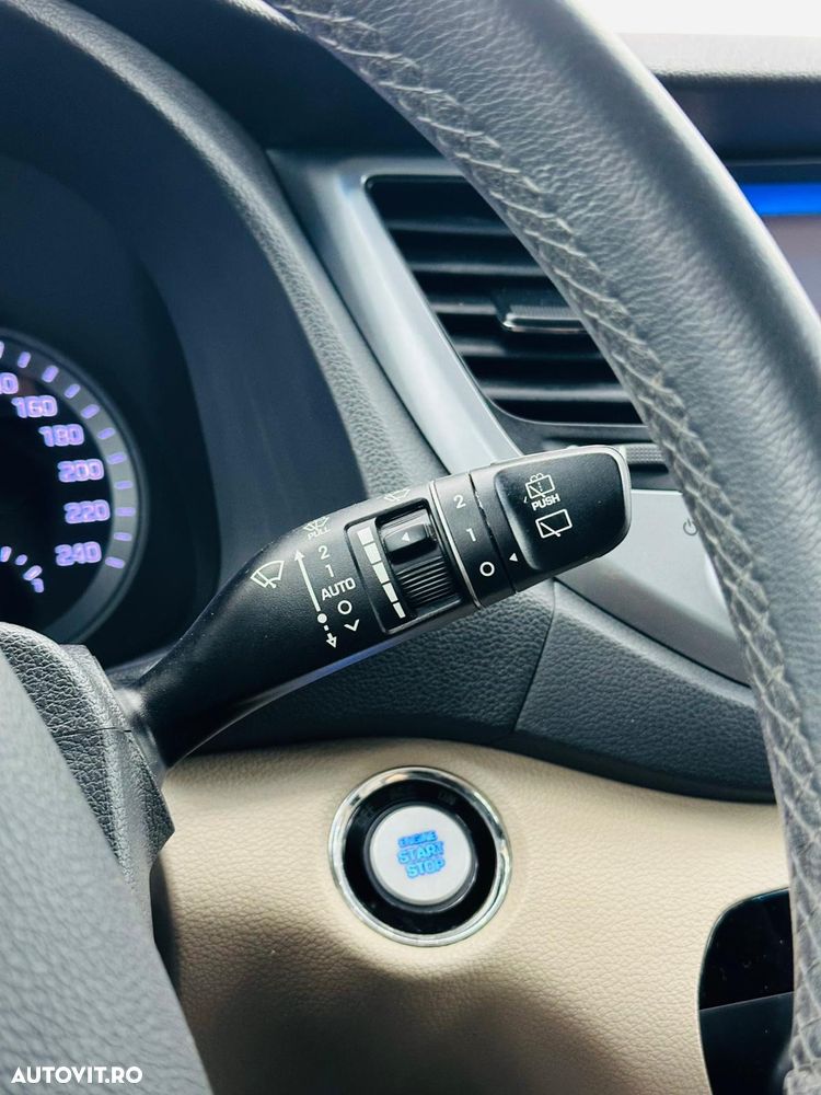 Hyundai Tucson blue 1.7 CRDi 2WD Passion Plus - 30