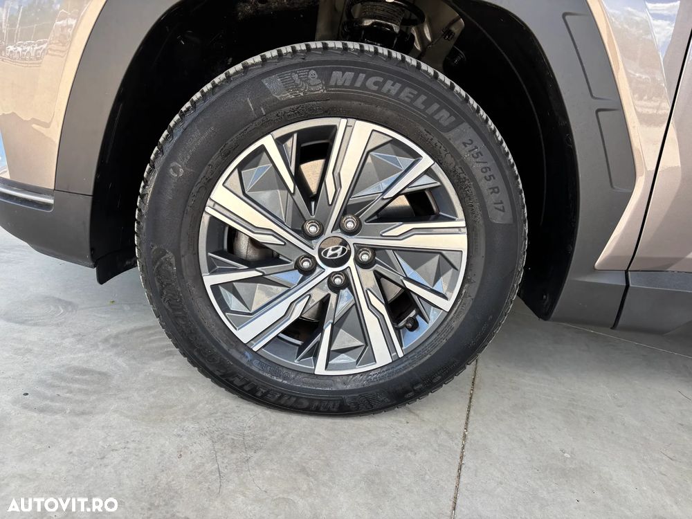 Hyundai Tucson 1.6 T-GDi HEV 2WD Trend - 12