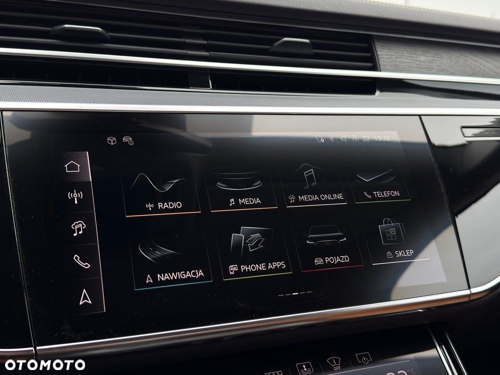 Audi A8 - 31
