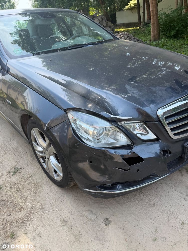 Mercedes-Benz Klasa E 350 CGI BlueEFFICIENCY 7G-TRONIC Elegance - 3