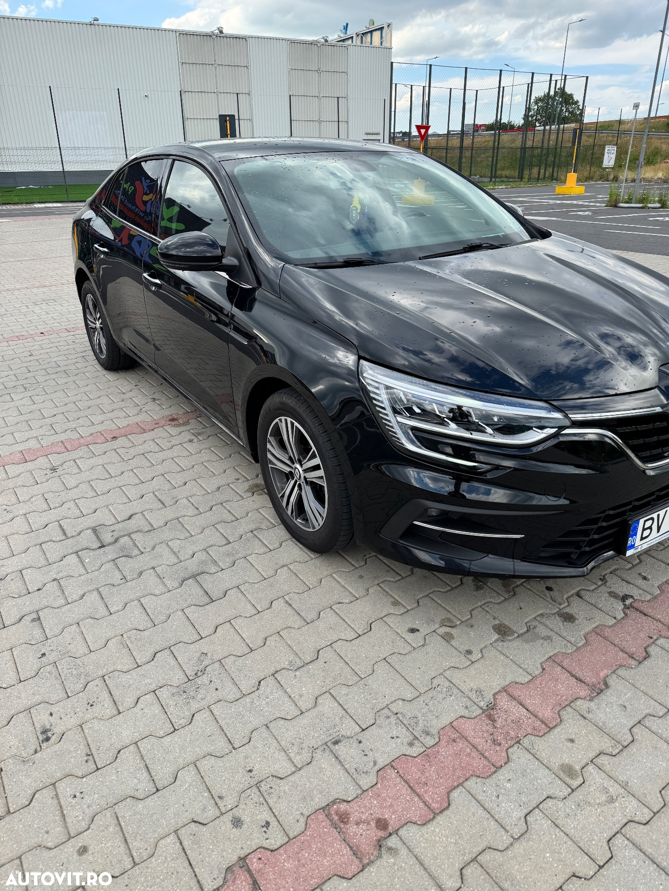 Renault Megane TCe 140 EDC GPF Equilibre - 4