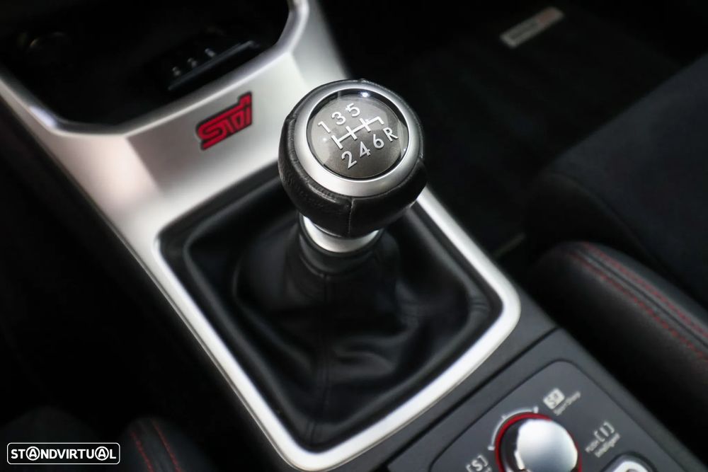 Subaru Impreza 2.5 WRX STi - 39