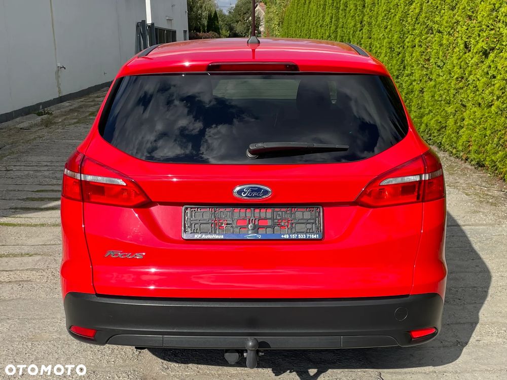 Ford Focus Turnier 1.6 Ti-VCT Champions Edition - 9
