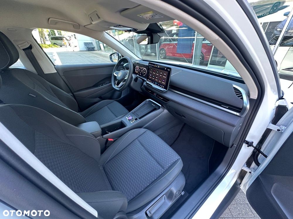 Volkswagen T-Roc 1.5 eTSI Life DSG - 13