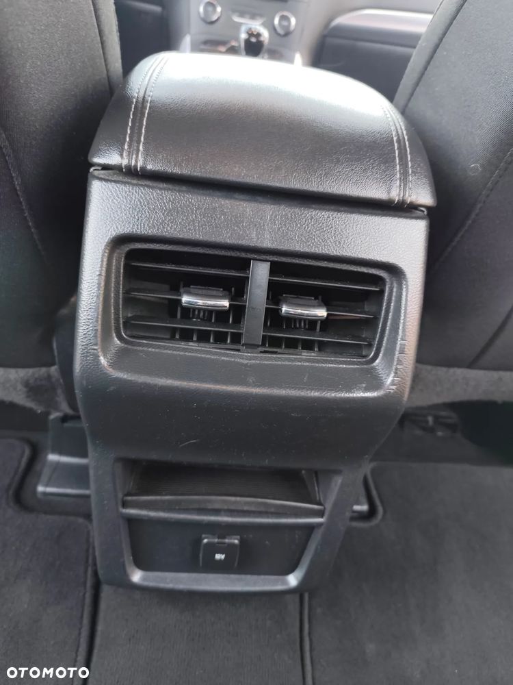 Ford S-Max 2.0 TDCi Trend - 28