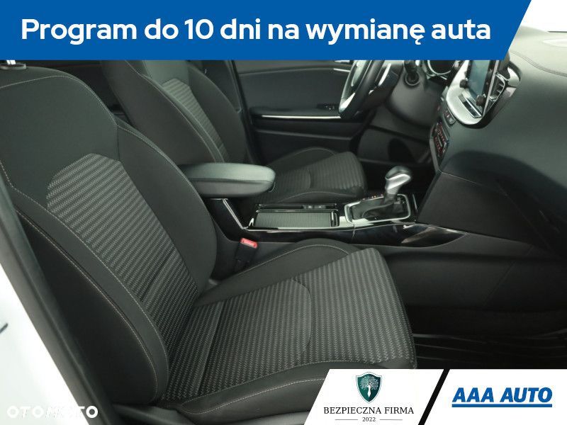 Kia Ceed - 9