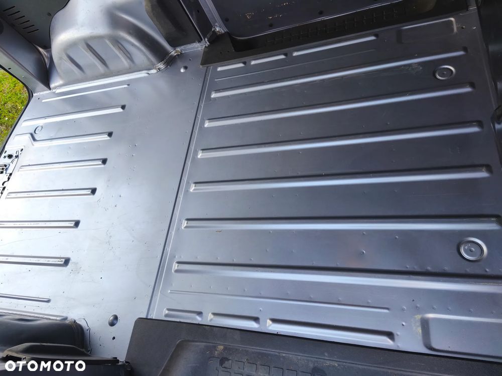 Toyota PROACE - 10