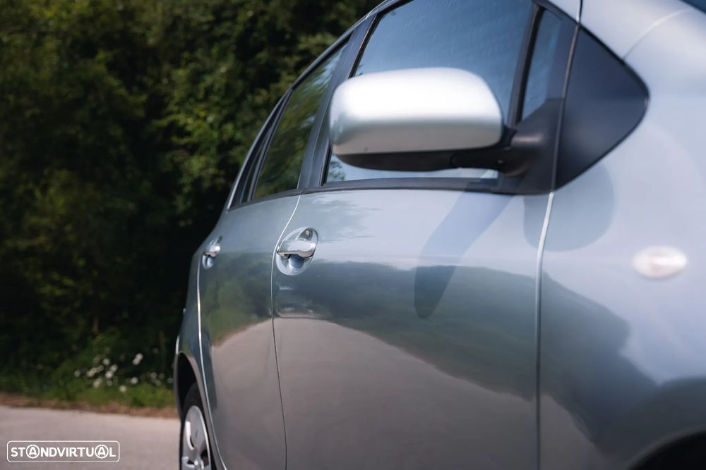 Toyota Yaris 1.4 D-4D Comfort+AC - 19