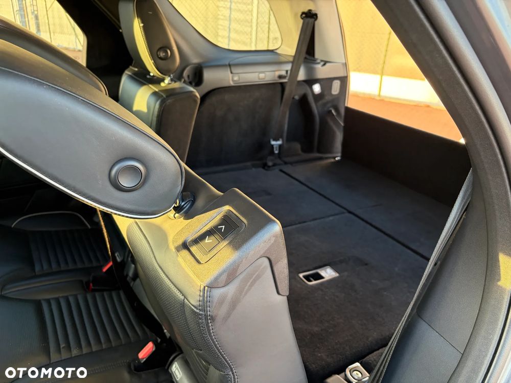 Land Rover Discovery 2.0 SD4 HSE - 34