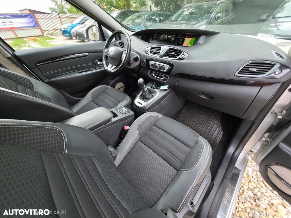 Renault Grand Scenic Energy dCi 130 Euro 6 S&S Bose Edition - 26