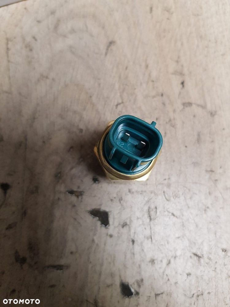 Czujnik temperatury Suzuki SV 650 DL 650 V-Strom AN 250 400 650 Burgman 17680-50F10 - 3