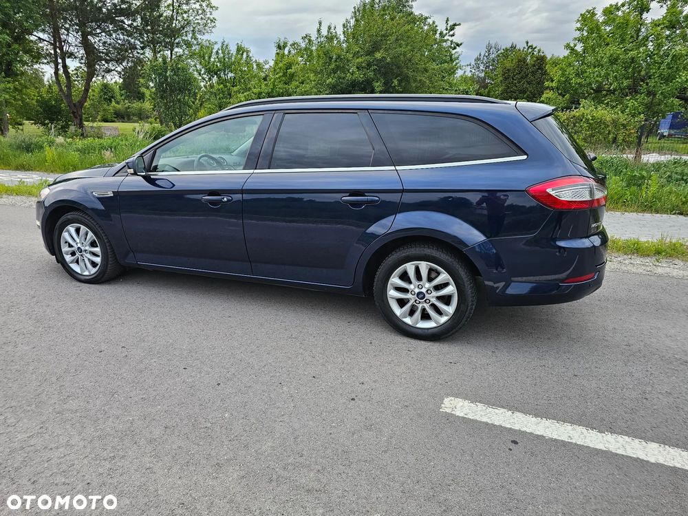 Ford Mondeo - 35