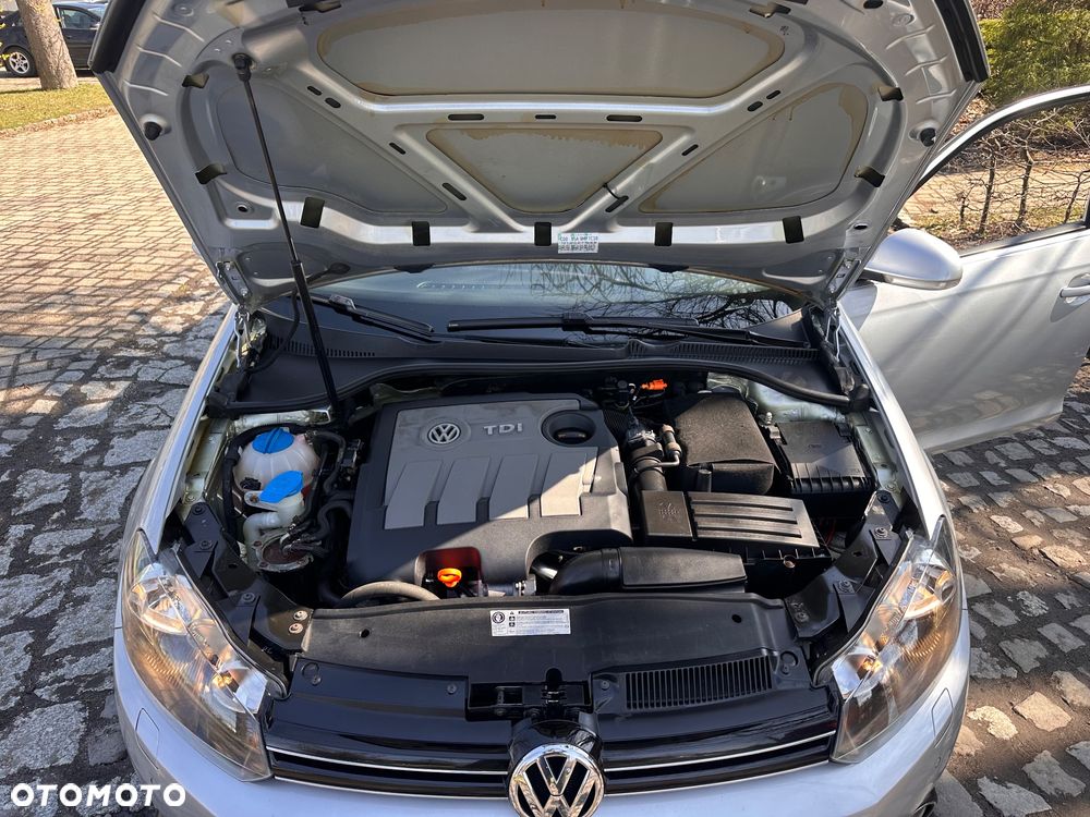 Volkswagen Golf 1.6 TDI DPF Style - 10