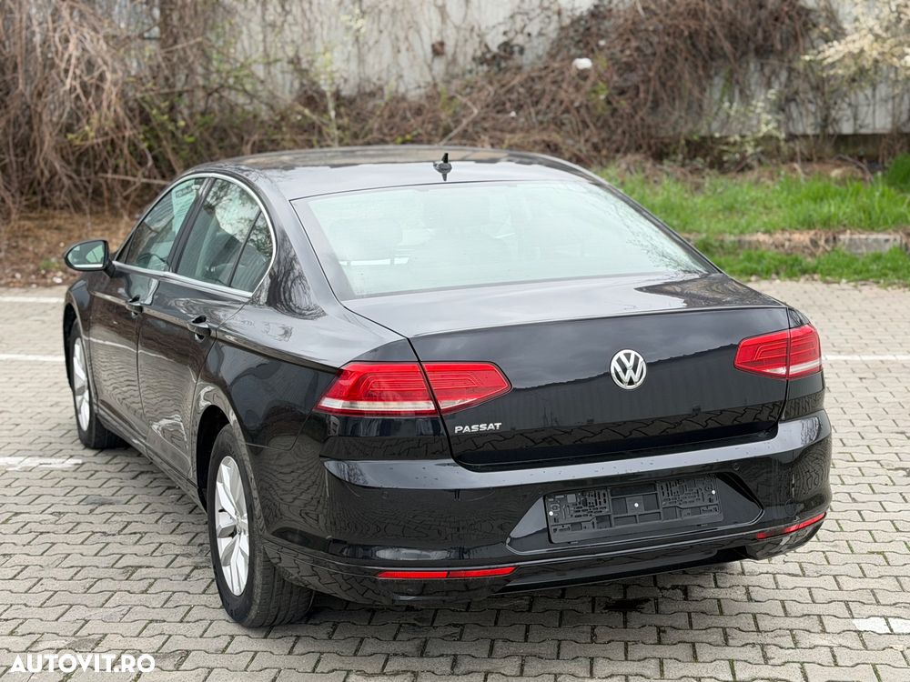 Volkswagen Passat - 5