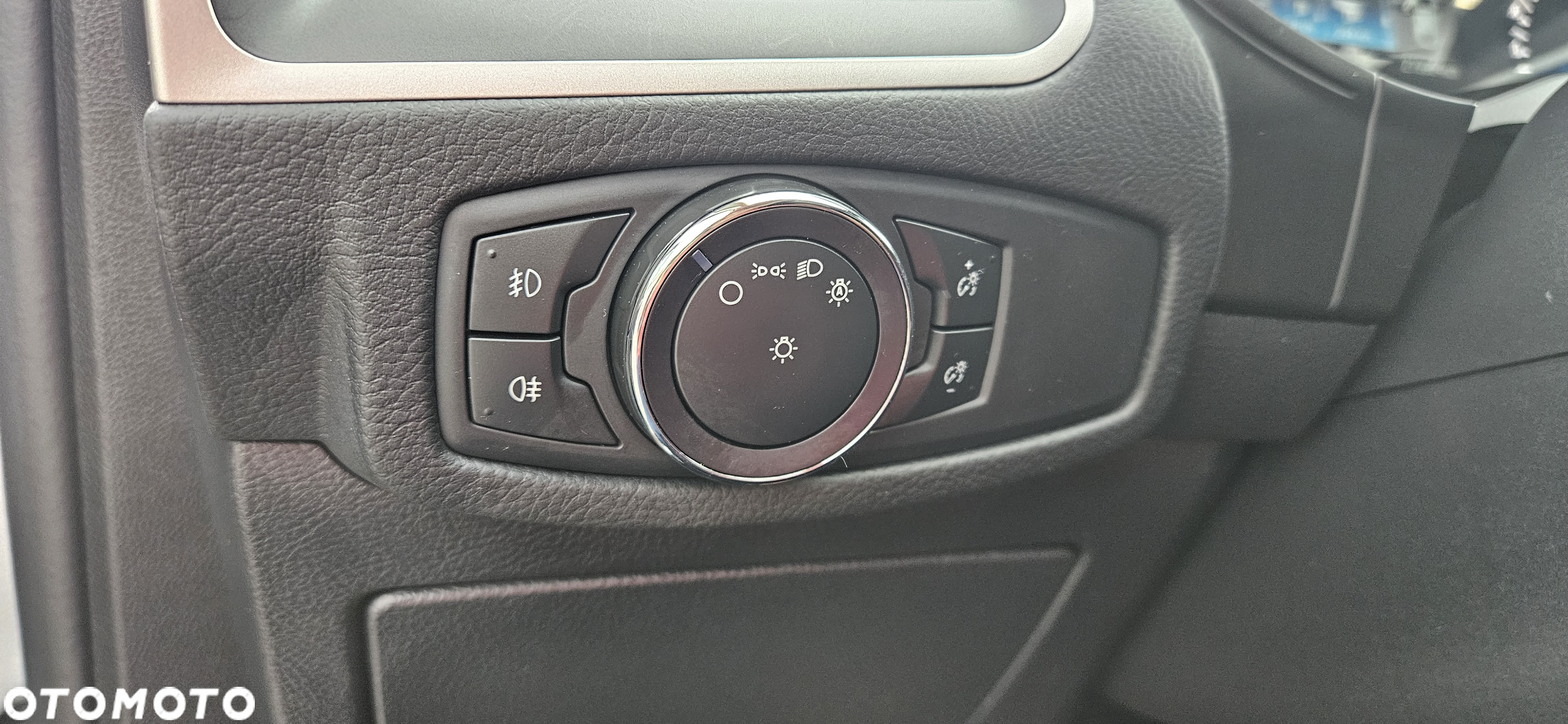 Ford S-Max 2.0 EcoBlue Titanium - 18