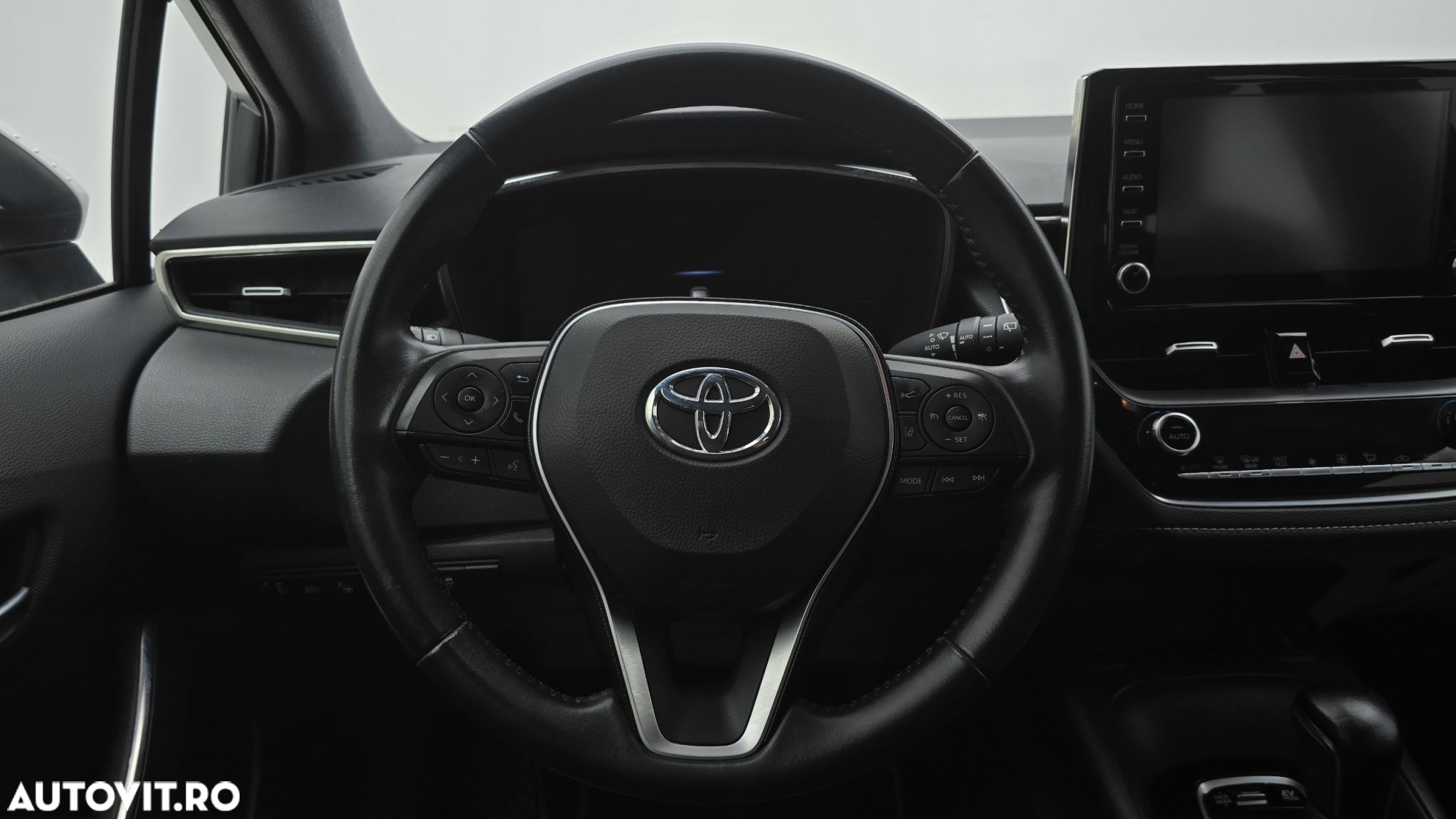Toyota Corolla 1.8 HSD Dynamic - 15