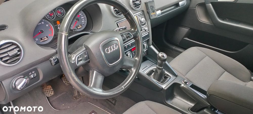 Audi A3 Sportback 1.4 TFSI Attraction - 31