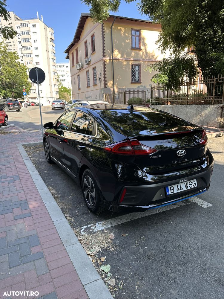 Hyundai IONIQ - 2