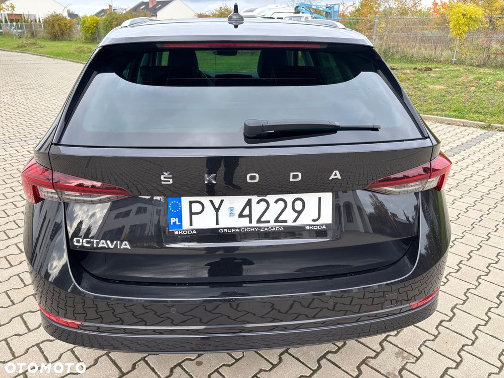 Skoda Octavia 2.0 TDI SCR Style DSG - 10