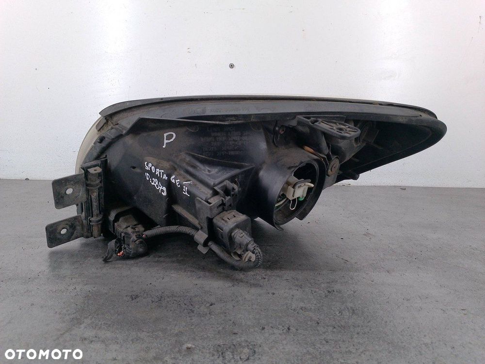 LAMPA PRZÓD PRAWA KIA SPORTAGE II - 5