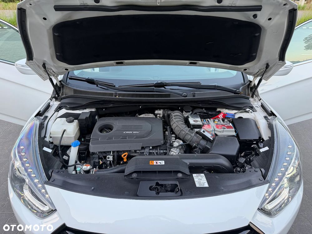 Hyundai i40 Kombi blue 1.7 CRDi Family - 20
