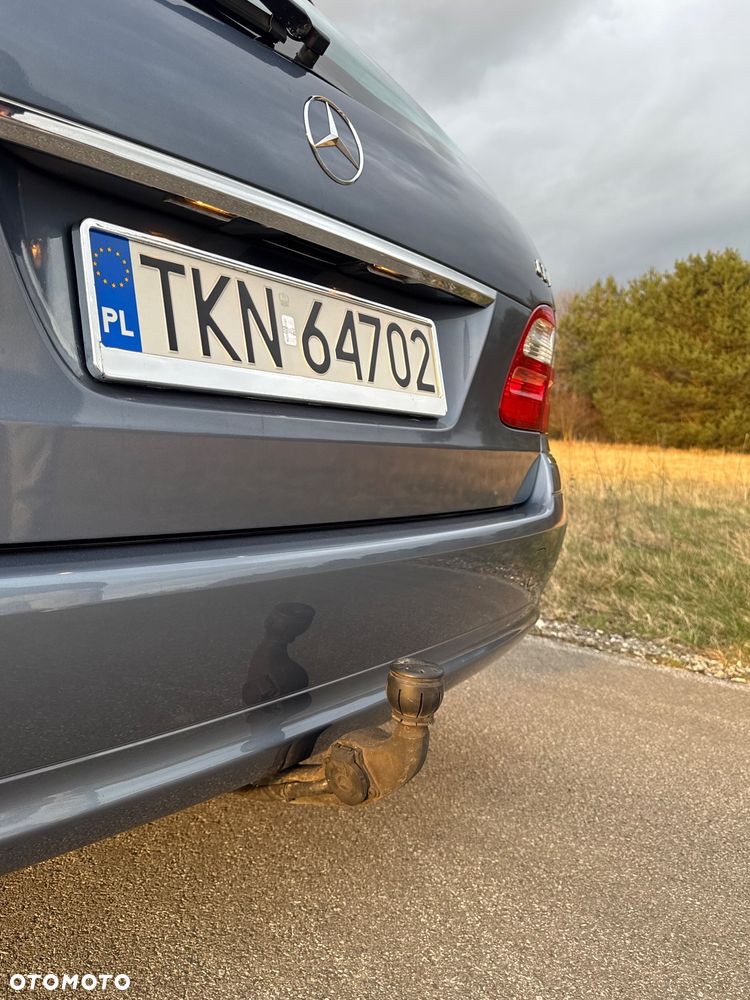 Mercedes-Benz Klasa E - 9
