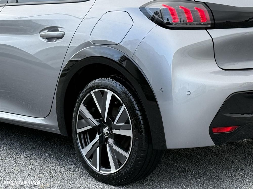 Peugeot 208 1.2 PureTech GT - 16