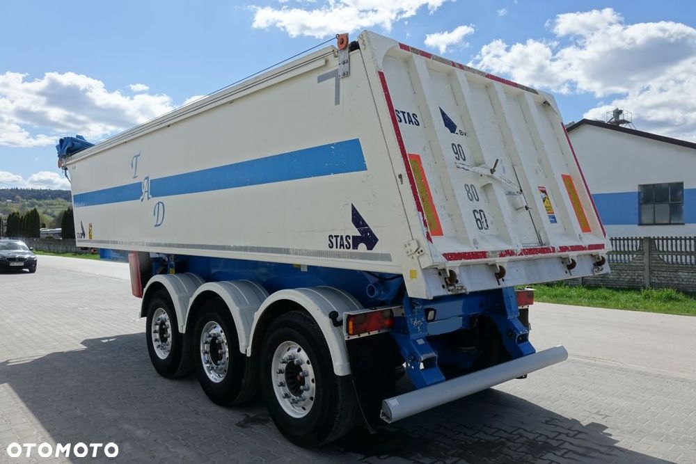 Stas WYWROTKA 26,5m3 / ALUMINIOWA /OSIE SAF /OŚ PODNOSZONA / ALUMINIOWE FELGI / SZYBER ZBOŻOWY / PLANDEKA - 8