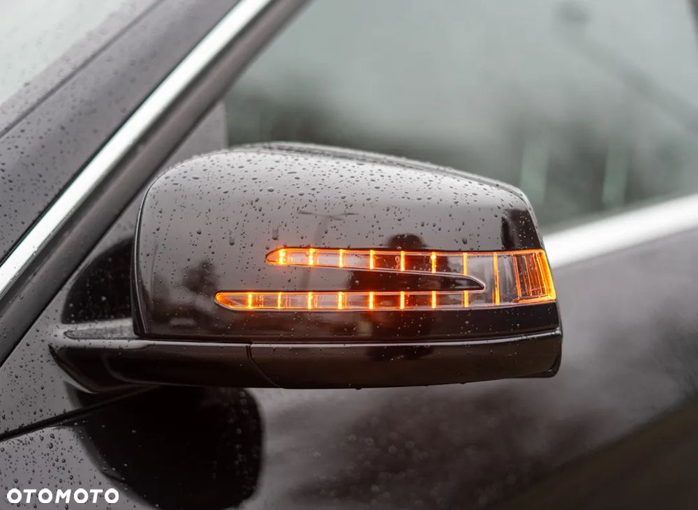 Mercedes-Benz Klasa E - 21