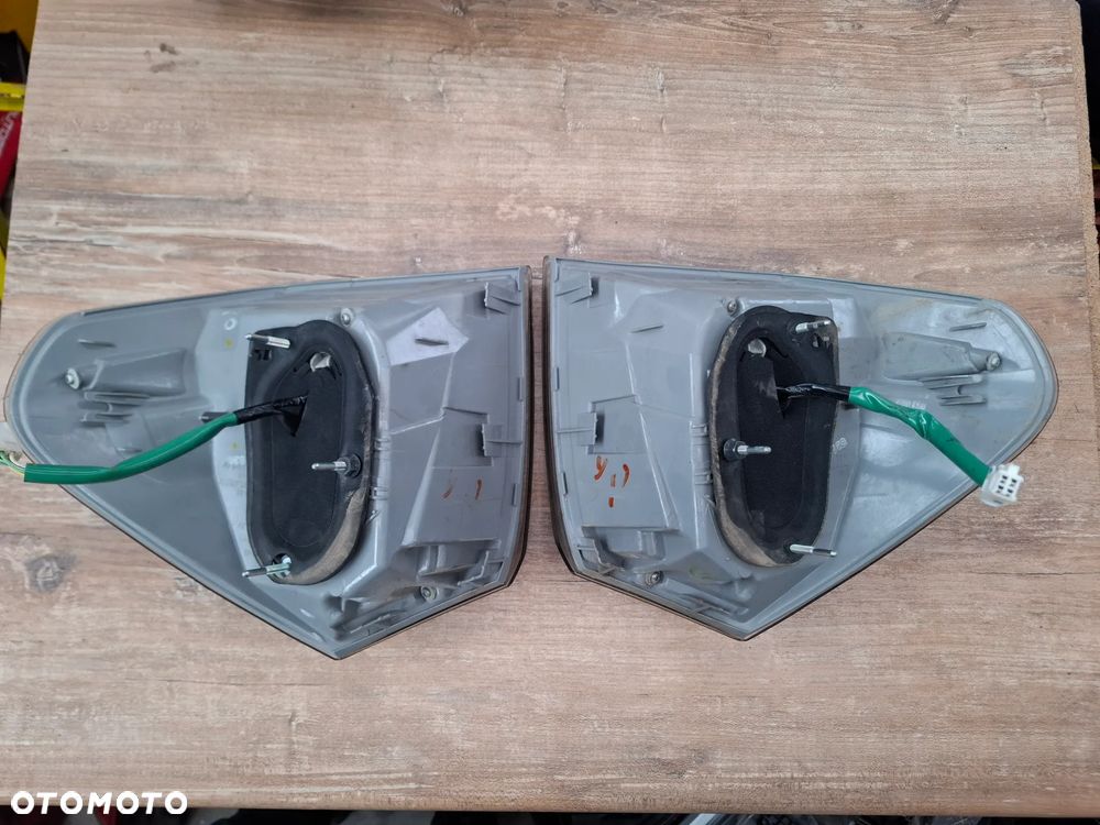 LEXUS RX LAMPA TYL LEWA PRAWA - 4