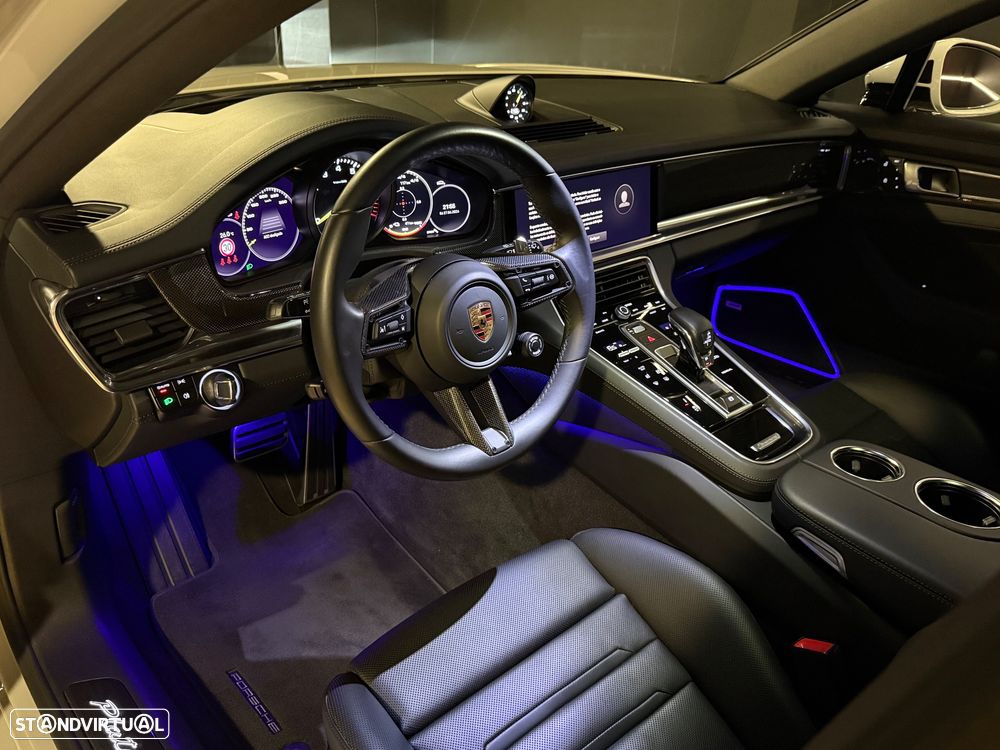 Porsche Panamera Sport Turismo 4 E-Hybrid Platinum Edition PDLS - 46