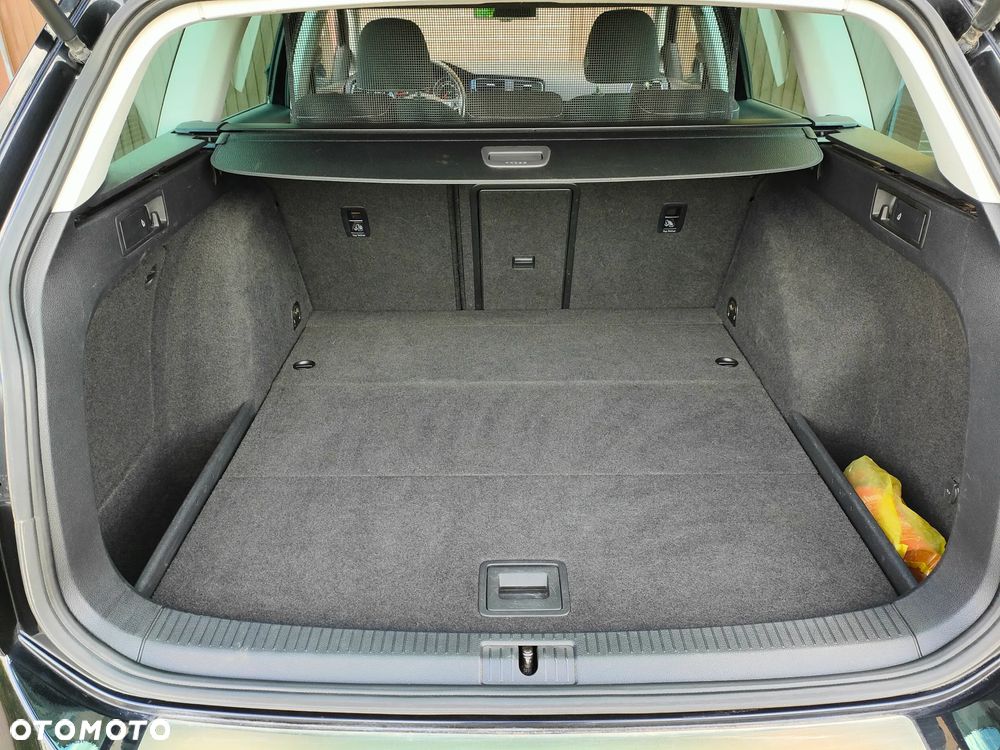 Volkswagen Golf 2.0 TDI (BlueMotion Technology) DSG Highline - 16
